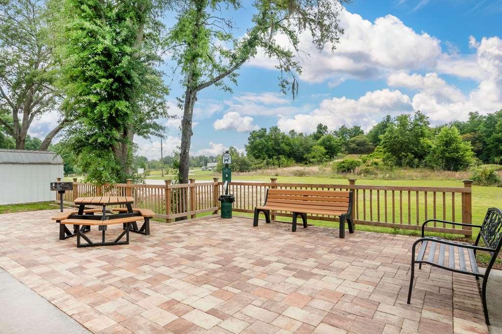Microtel Inn & Suites By Wyndham Brooksville Ridge Manor Facilités photo